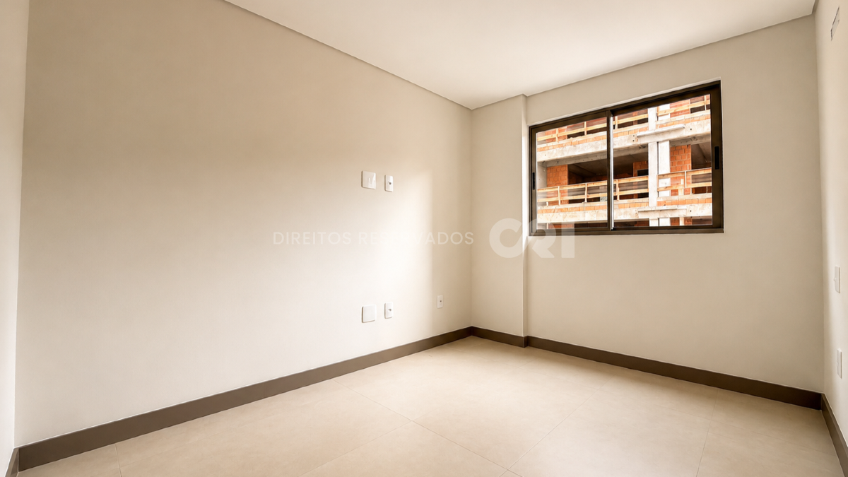 Apartamento com 2 Dormitórios no Edifício Soul Brava Club na Praia Brava em Itajaí