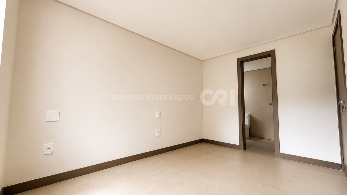 Apartamento com 2 Dormitórios no Edifício Soul Brava Club na Praia Brava em Itajaí