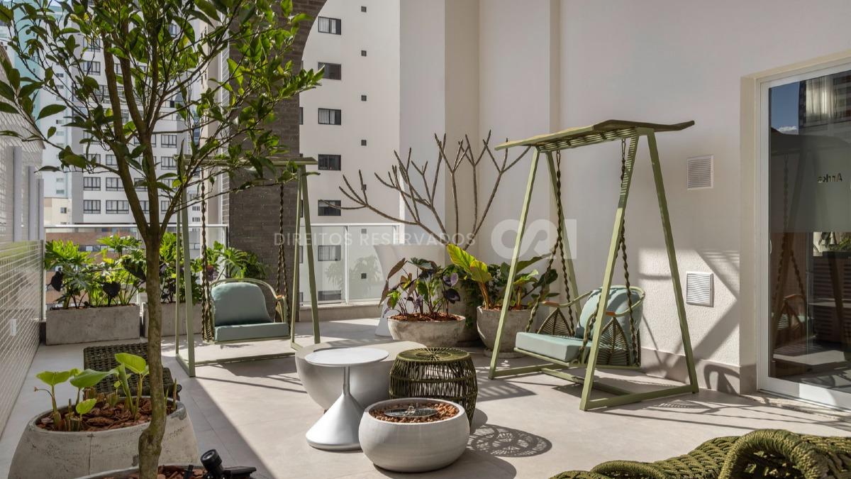 Cobertura com 4 suítes no Edifício Timeless no Centro em Balneário Camboriú