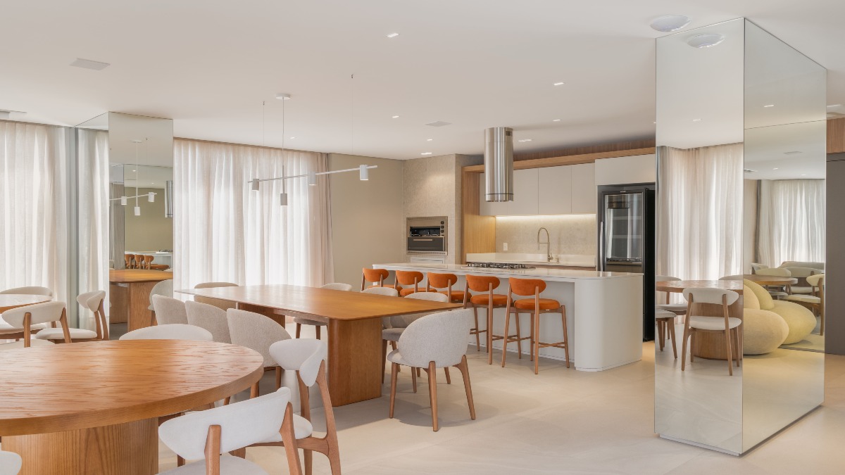 Apartamento com 03 Quartos no Monte Solaro no Centro em Itajaí