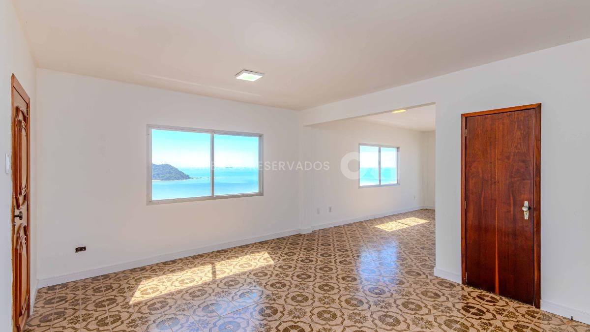 Apartamento com 3 Suítes Frente Mar no Edifício Concorde, Centro de Balneário Camboriú