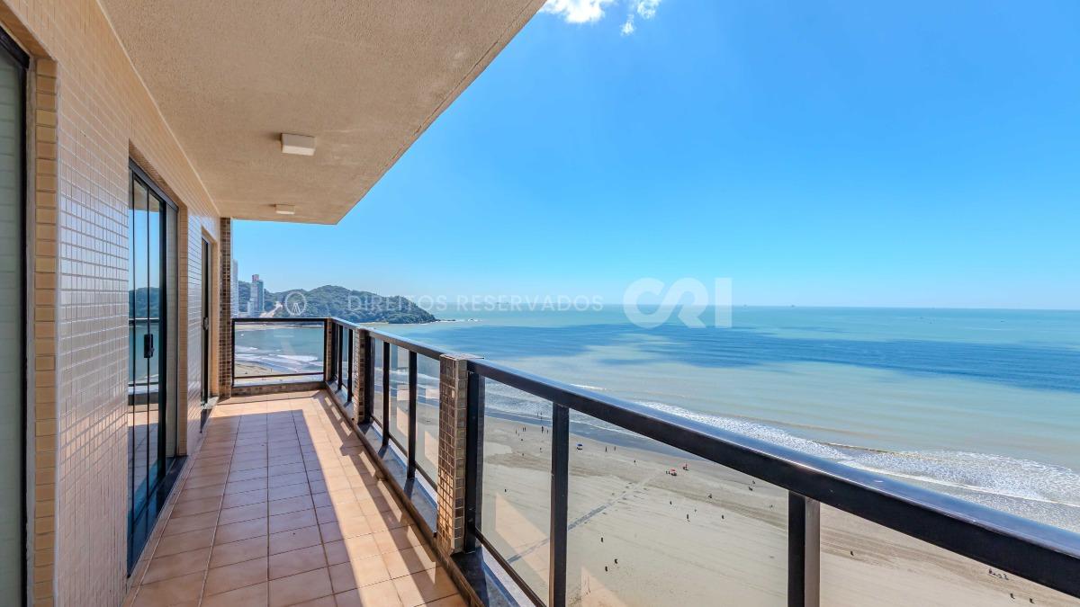 Apartamento com 3 Suítes Frente Mar no Edifício Concorde, Centro de Balneário Camboriú