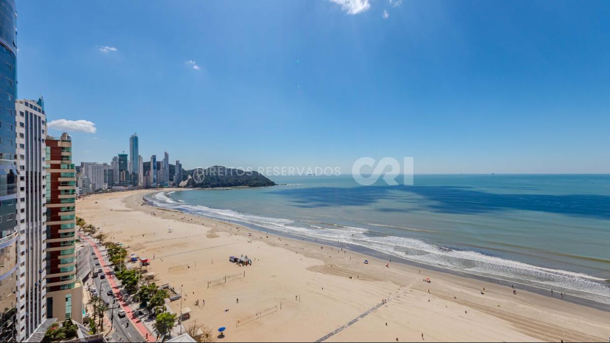 Apartamento com 3 Suítes Frente Mar no Edifício Concorde, Centro de Balneário Camboriú