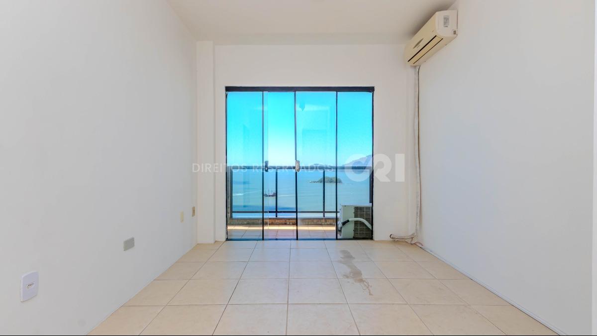 Apartamento com 3 Suítes Frente Mar no Edifício Concorde, Centro de Balneário Camboriú