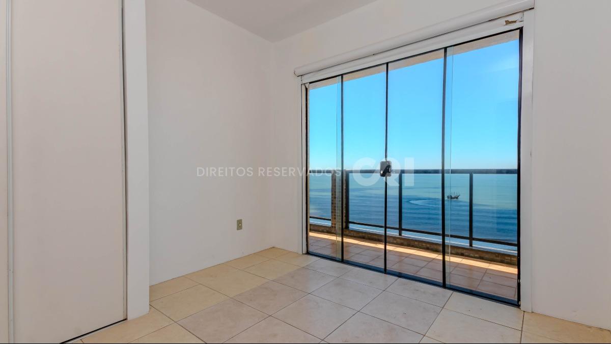 Apartamento com 3 Suítes Frente Mar no Edifício Concorde, Centro de Balneário Camboriú
