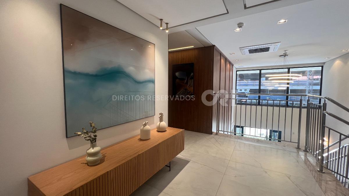 Apartamento com 3 Dormitórios no Brava Vel Residence na Praia Brava em Itajaí