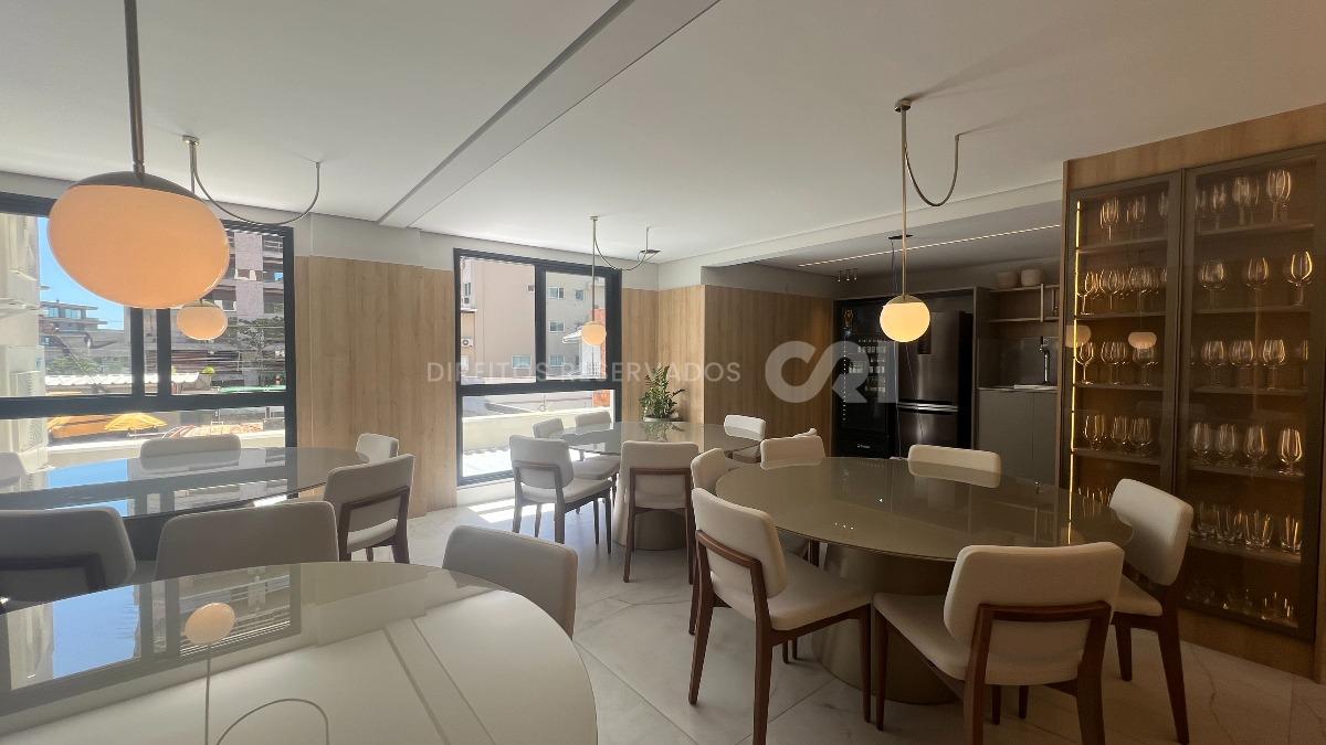 Apartamento com 3 Dormitórios no Brava Vel Residence na Praia Brava em Itajaí