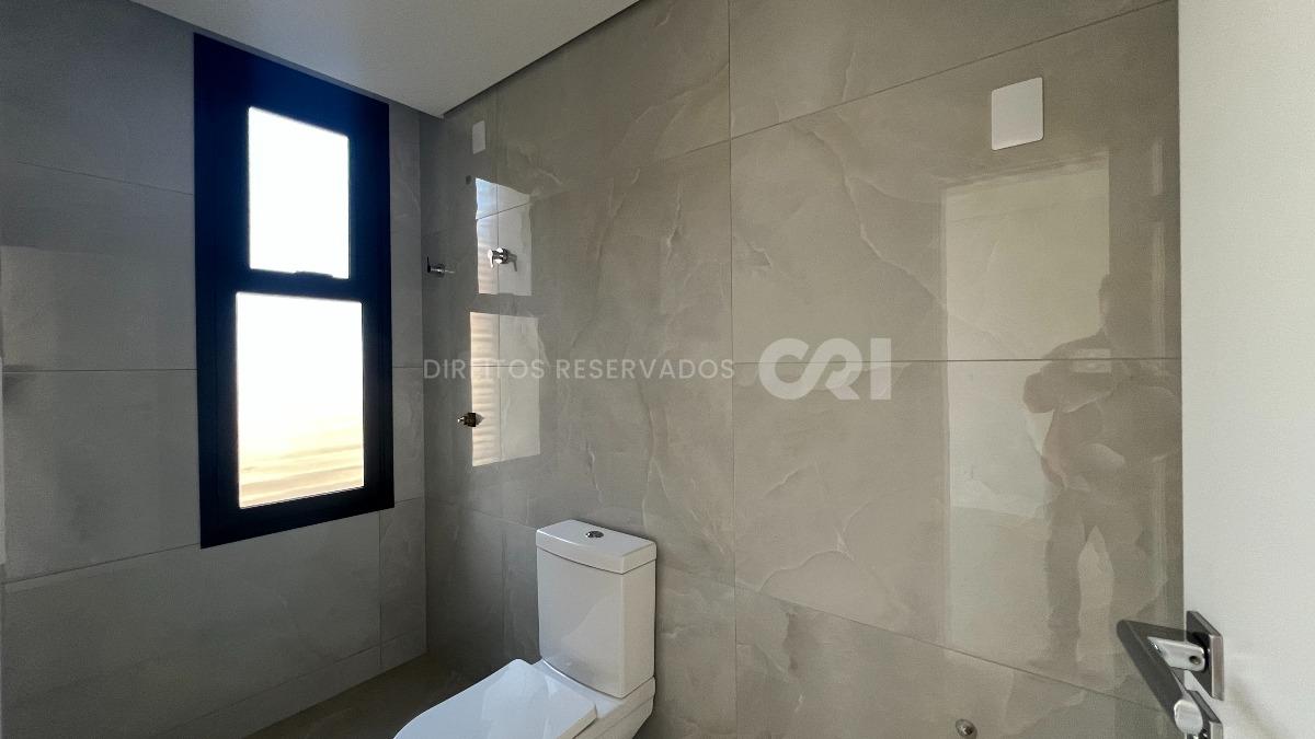 Apartamento com 3 Dormitórios no Brava Vel Residence na Praia Brava em Itajaí