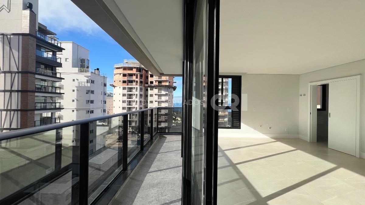 Apartamento com 3 Dormitórios no Brava Vel Residence na Praia Brava em Itajaí
