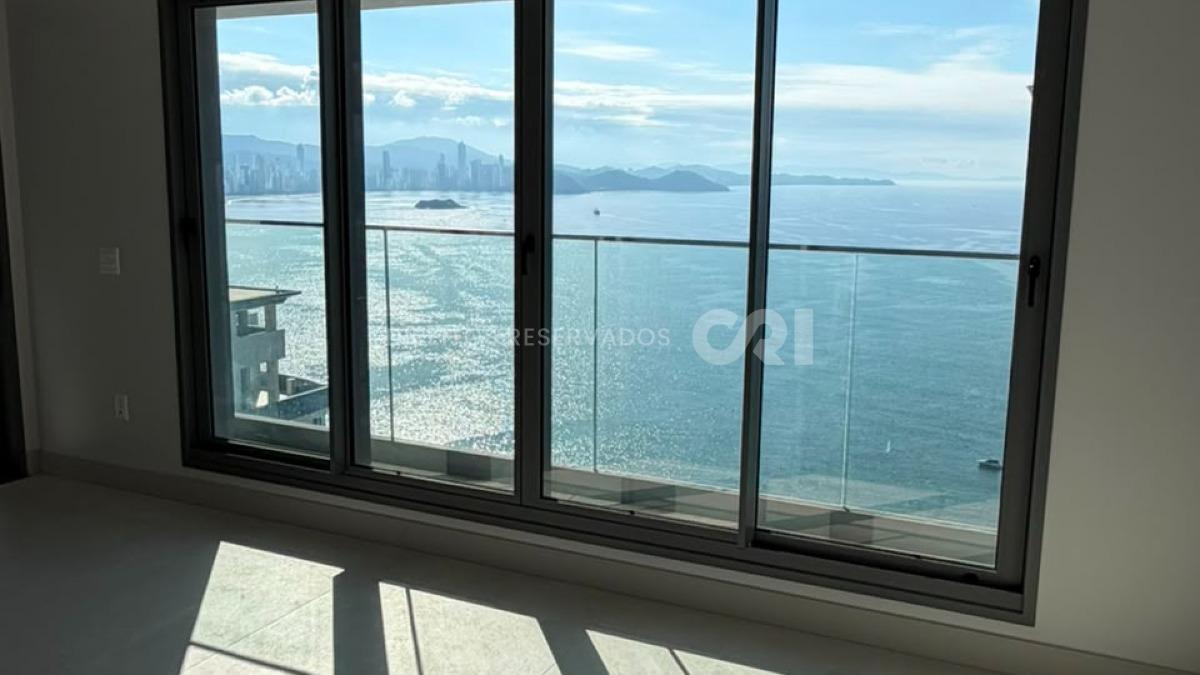 Apartamento com 4 Suítes no Tonino Lamborghini Residences na Barra Sul, Balneário Camboriú