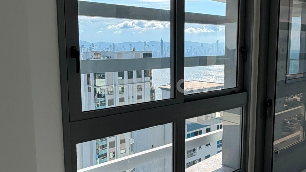 Apartamento com 4 Suítes no Tonino Lamborghini Residences na Barra Sul, Balneário Camboriú