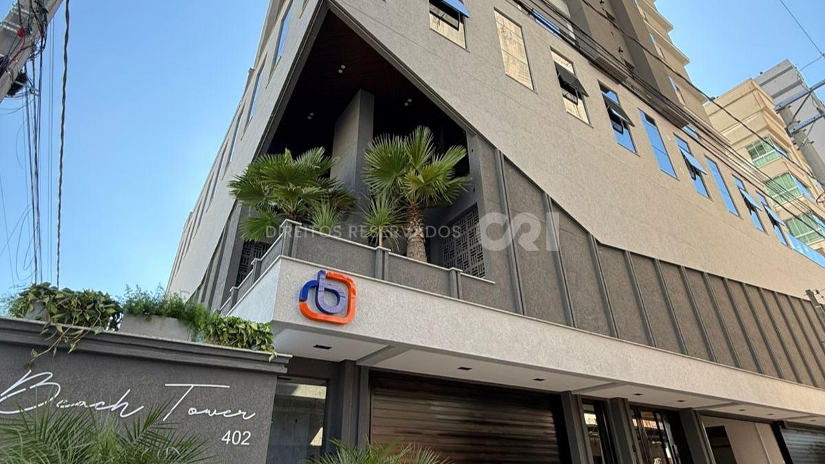 Apartamento com 2 suítes no Beach Tower em Balneário Perequê, Porto Belo