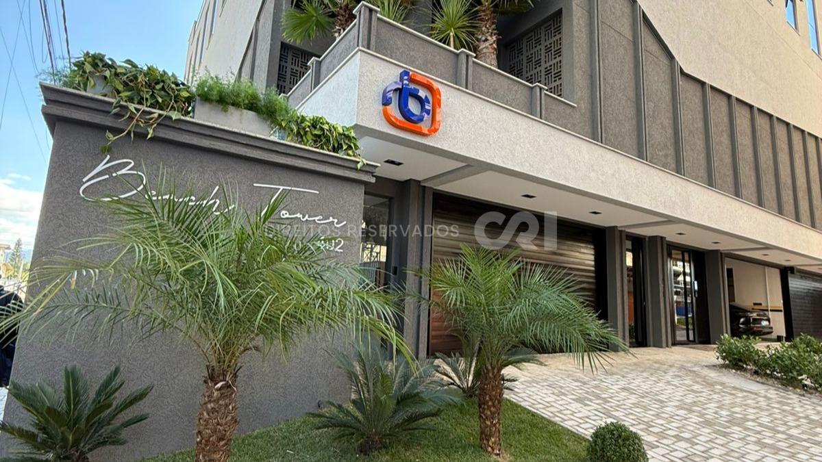 Apartamento com 2 suítes no Beach Tower em Balneário Perequê, Porto Belo