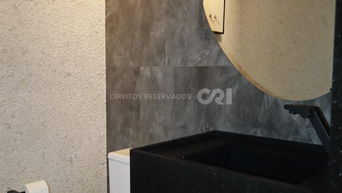 Apartamento com 2 suítes no Beach Tower em Balneário Perequê, Porto Belo