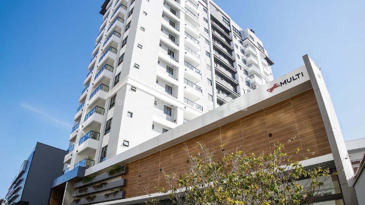 Apartamento com 3 dormitórios sendo 1 suíte no Residencial Living 360 na Vila Operária em Itajaí