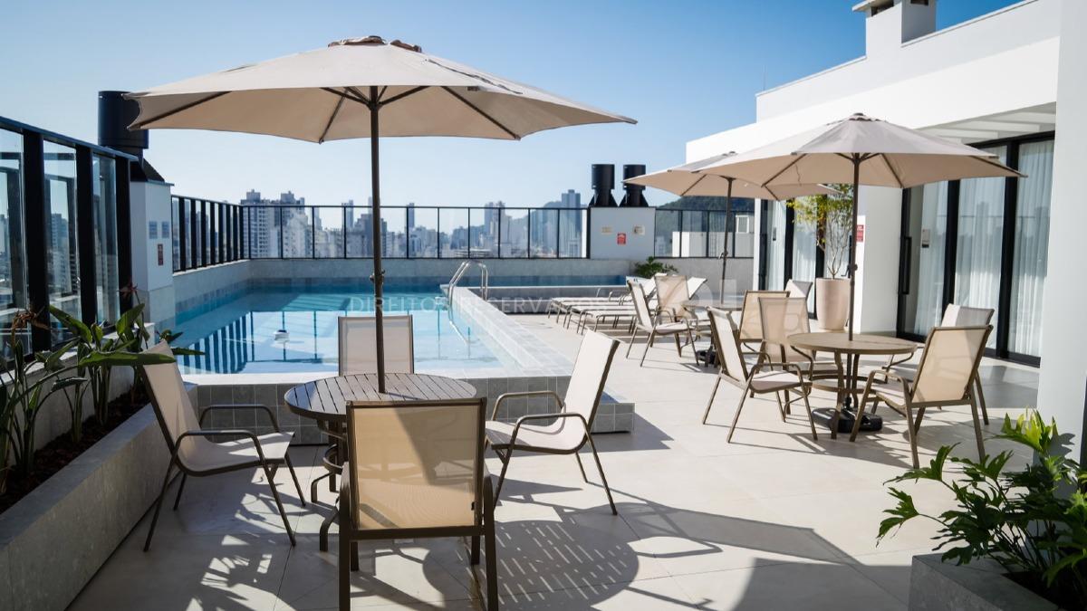 Apartamento com 3 dormitórios sendo 1 suíte no Residencial Living 360 na Vila Operária em Itajaí
