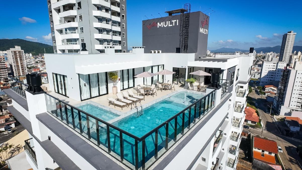 Apartamento com 3 dormitórios sendo 1 suíte no Residencial Living 360 na Vila Operária em Itajaí