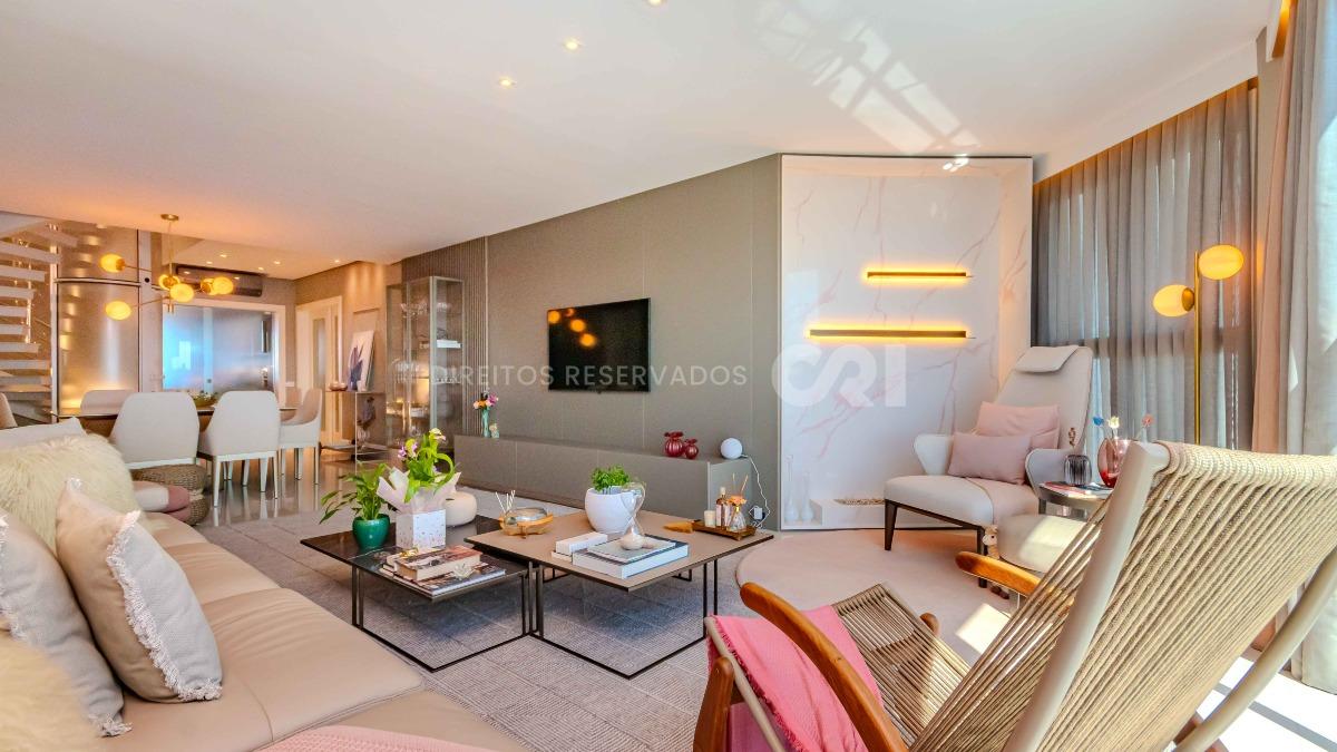 Cobertura Duplex com 4 Suítes no Brava Home Resort na Praia Brava em Itajaí