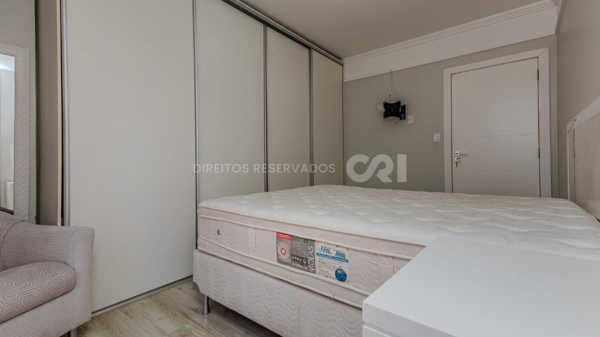 Apartamento Diferenciado no Mario Boese com 3 Quartos no Centro de Balneário Camboriú