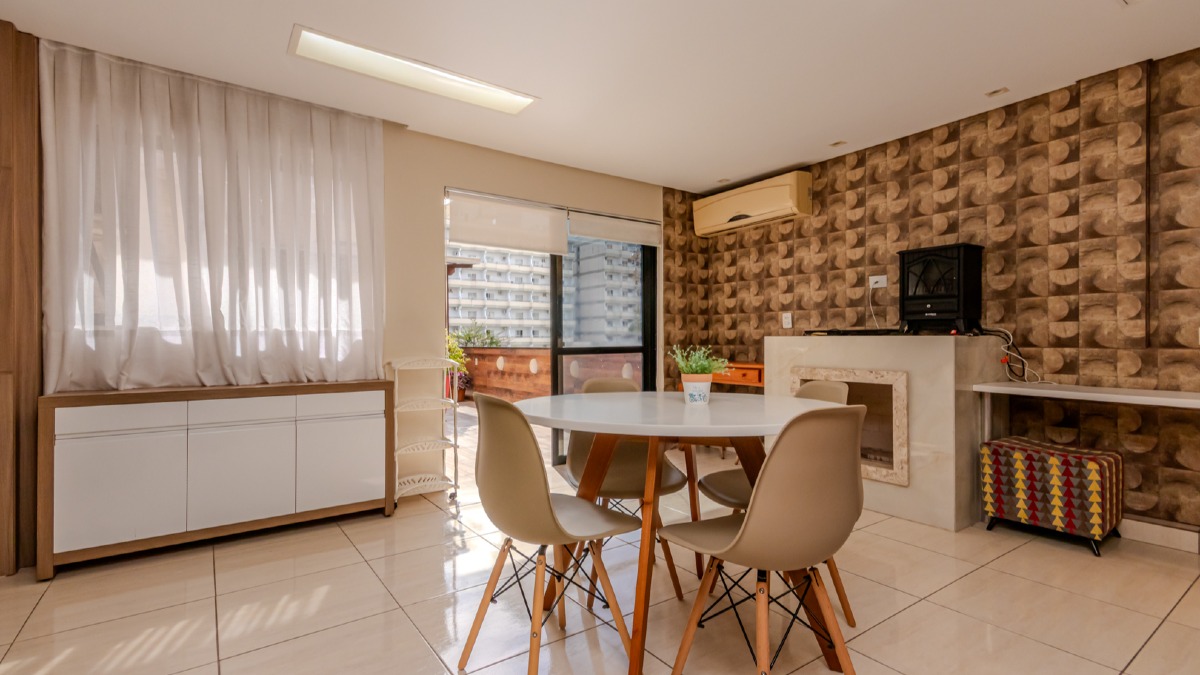 Apartamento Diferenciado no Mario Boese com 3 Quartos no Centro de Balneário Camboriú