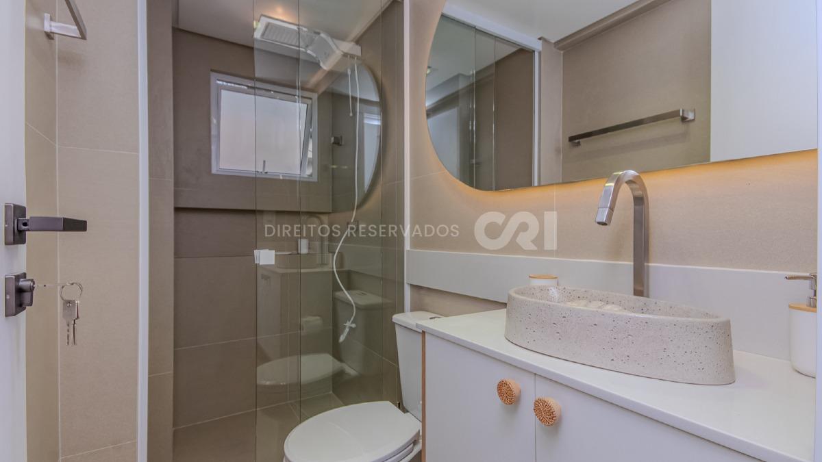 Apartamento com 2 quartos no edifício Ana Cristina no Centro de Balneário Camboriú