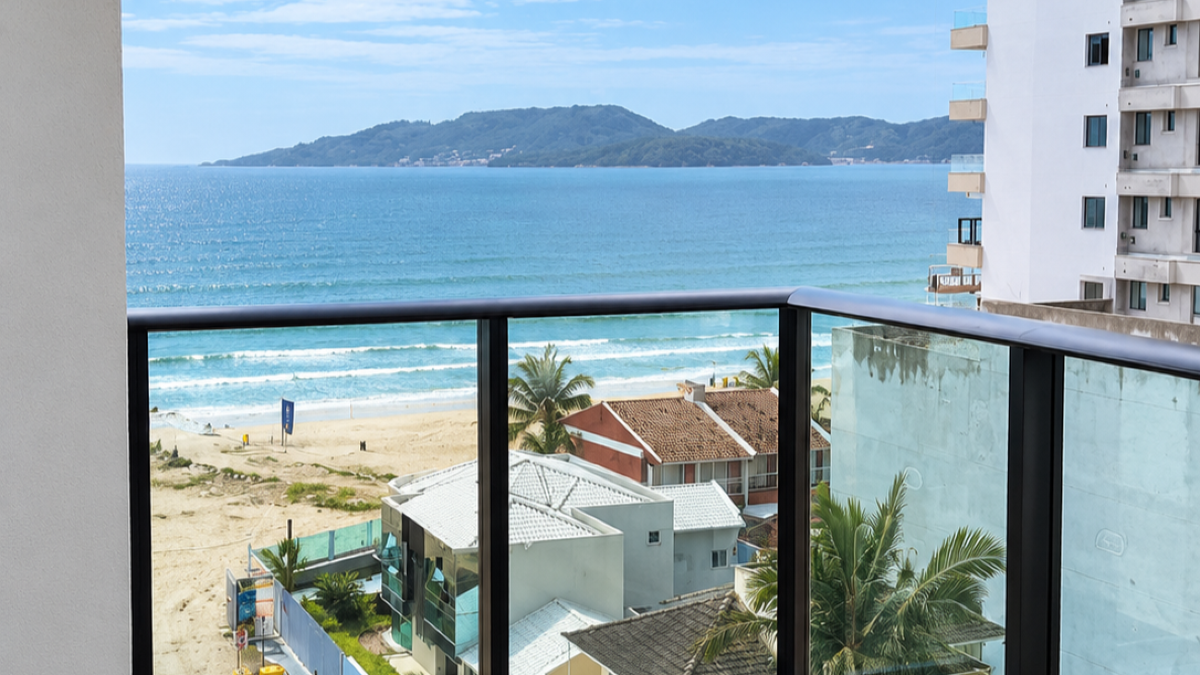 Apartamento com 3 suítes no Edifício Gran Vista em Perequê, Porto Belo