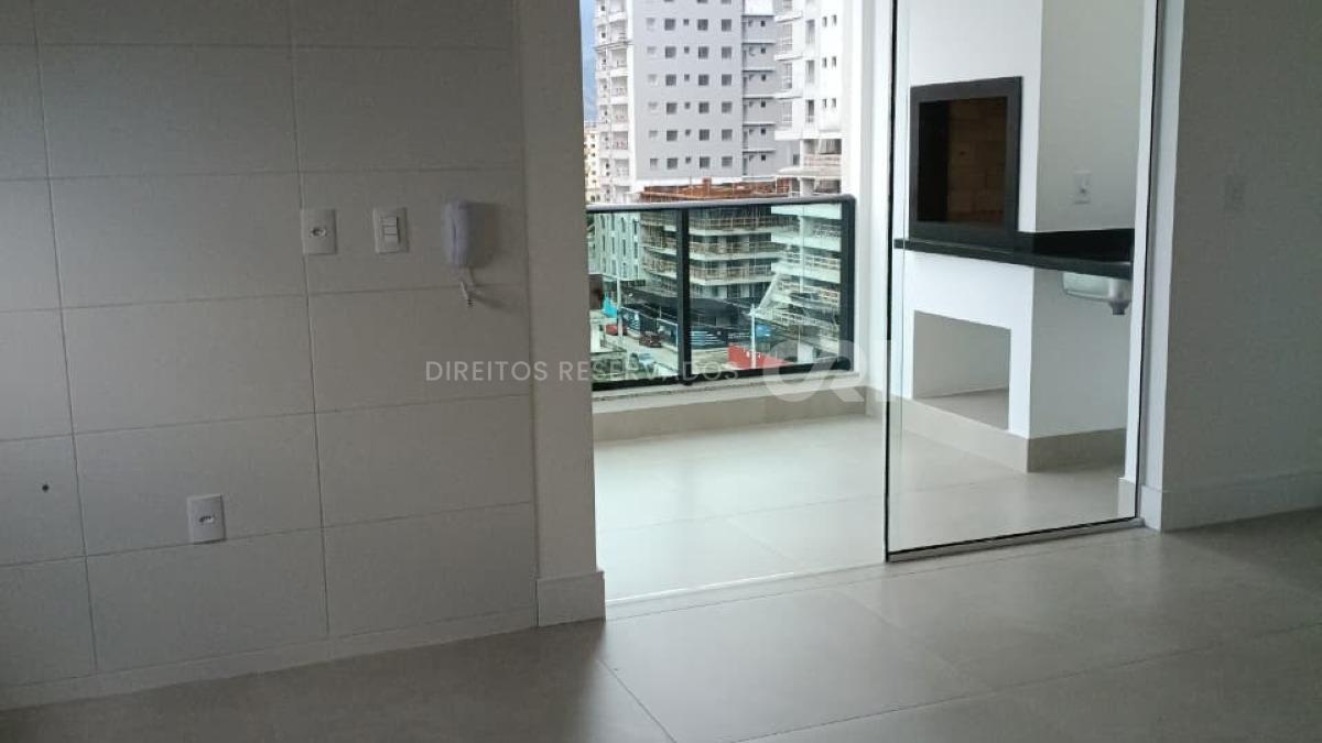 Apartamento com 3 suítes no Edifício Gran Vista em Perequê, Porto Belo