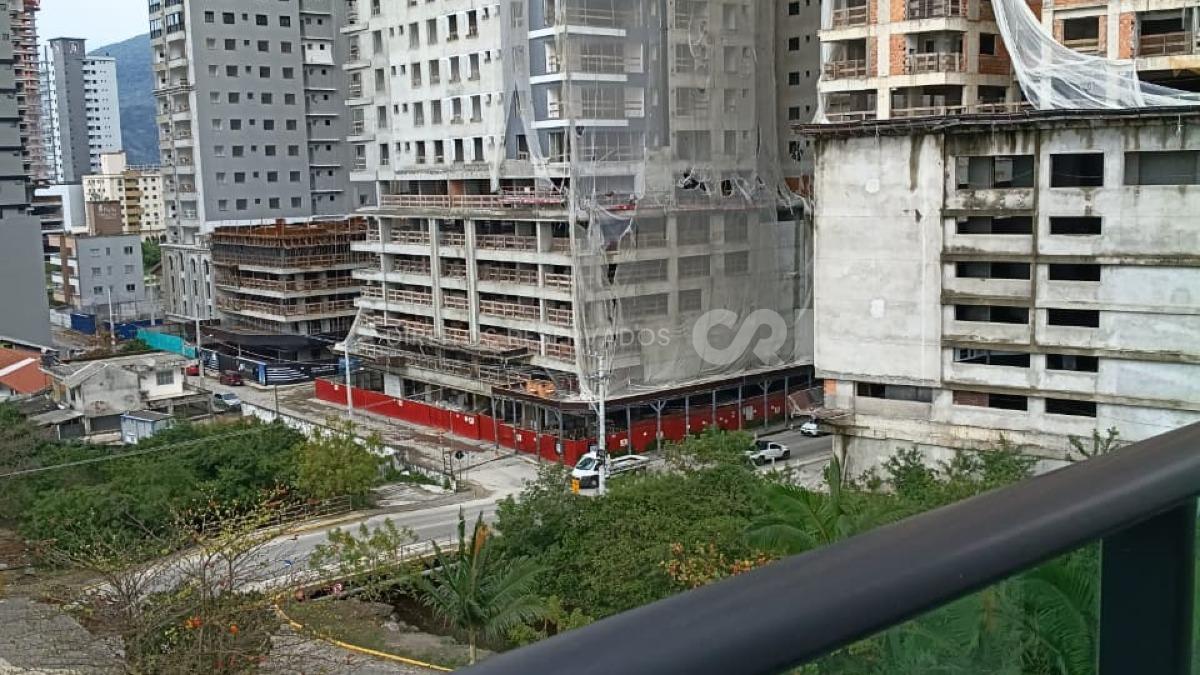 Apartamento com 3 suítes no Edifício Gran Vista em Perequê, Porto Belo