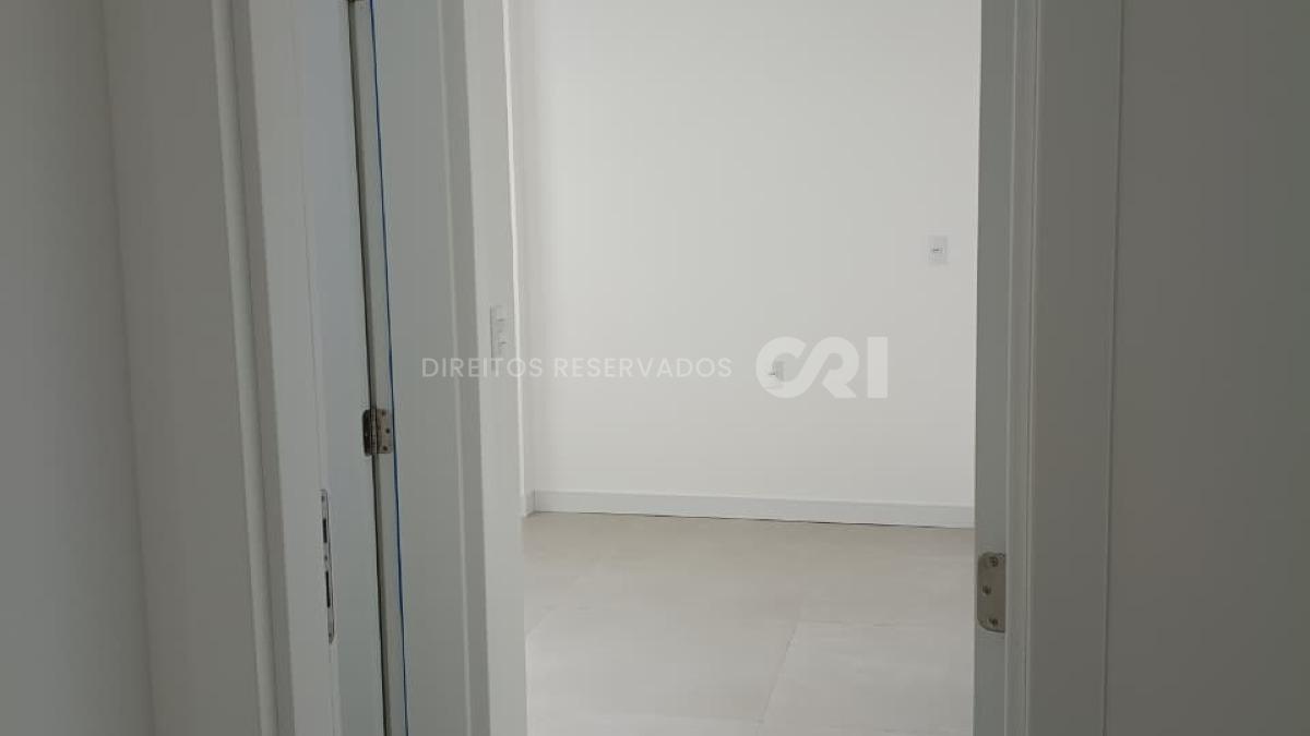 Apartamento com 3 suítes no Edifício Gran Vista em Perequê, Porto Belo