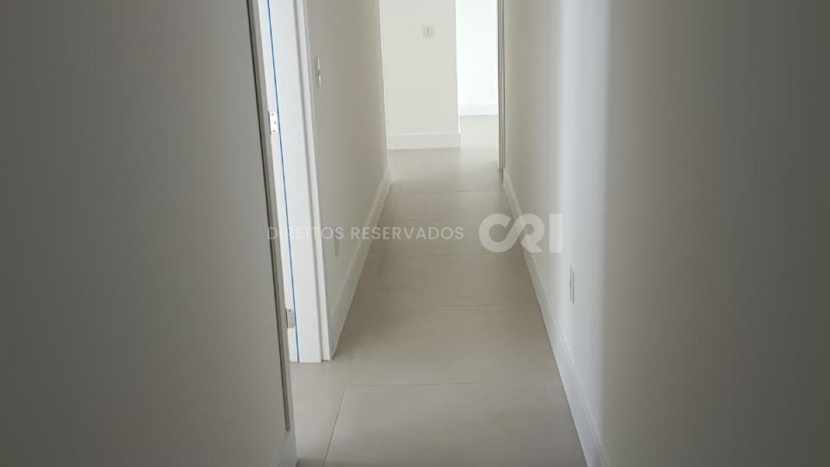 Apartamento com 3 suítes no Edifício Gran Vista em Perequê, Porto Belo