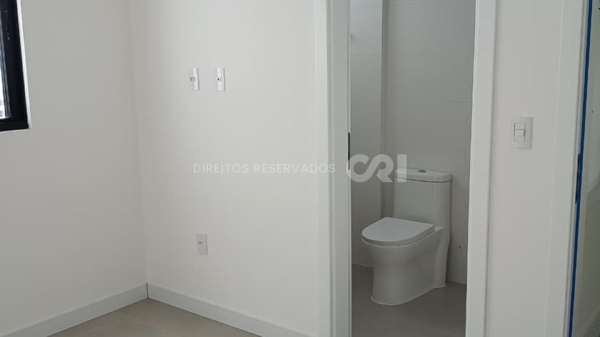 Apartamento com 3 suítes no Edifício Gran Vista em Perequê, Porto Belo
