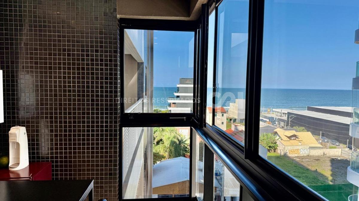 Apartamento com 3 quartos no Aquamarine Residence na Praia Brava em Itajaí  