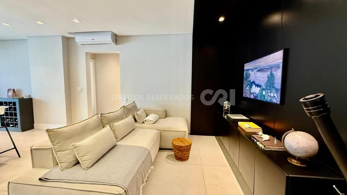Apartamento com 3 quartos no Aquamarine Residence na Praia Brava em Itajaí  