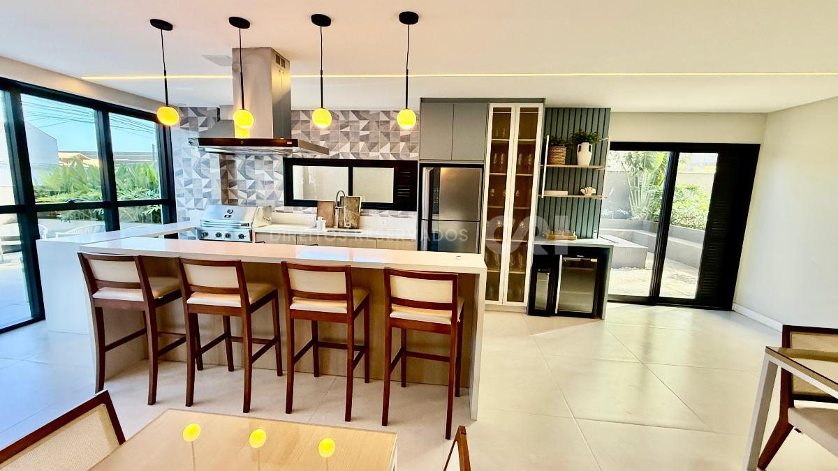 Apartamento com 3 quartos no Aquamarine Residence na Praia Brava em Itajaí  