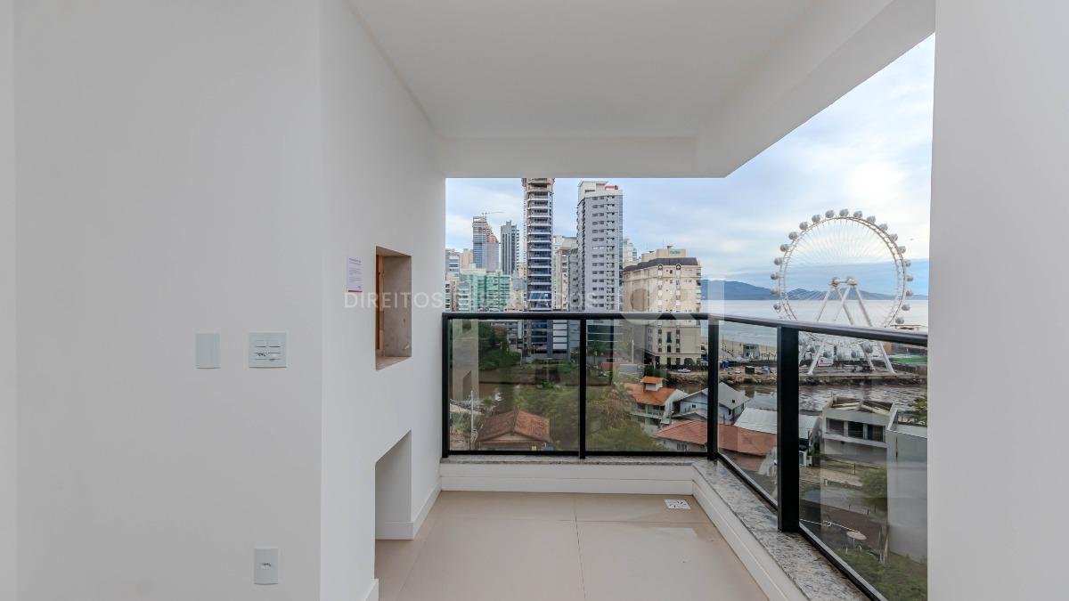 Apartamento com 3 suítes no Edifício Soltero em Balneário Perequê, Porto Belo