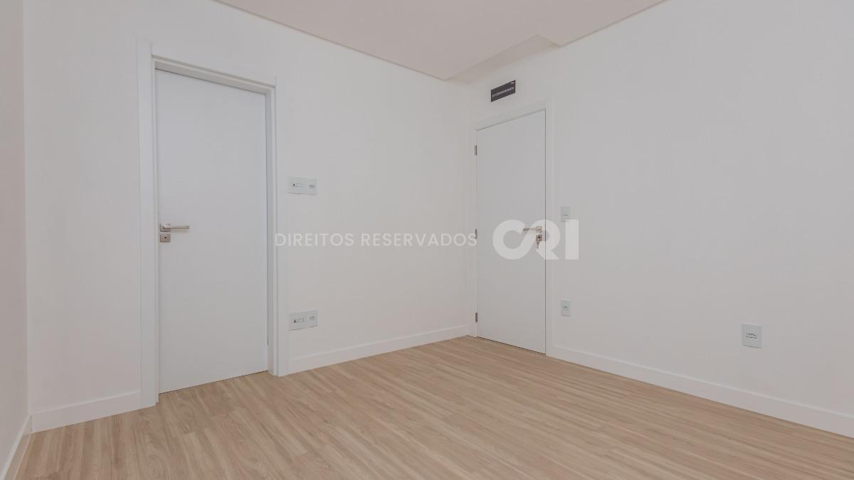 Apartamento com 3 suítes no Edifício Soltero em Balneário Perequê, Porto Belo