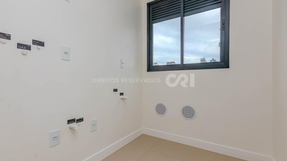 Apartamento com 3 suítes no Edifício Soltero em Balneário Perequê, Porto Belo