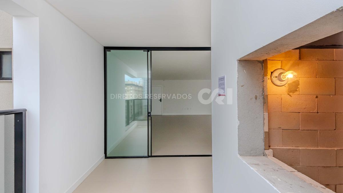 Apartamento com 3 suítes no Edifício Soltero em Balneário Perequê, Porto Belo