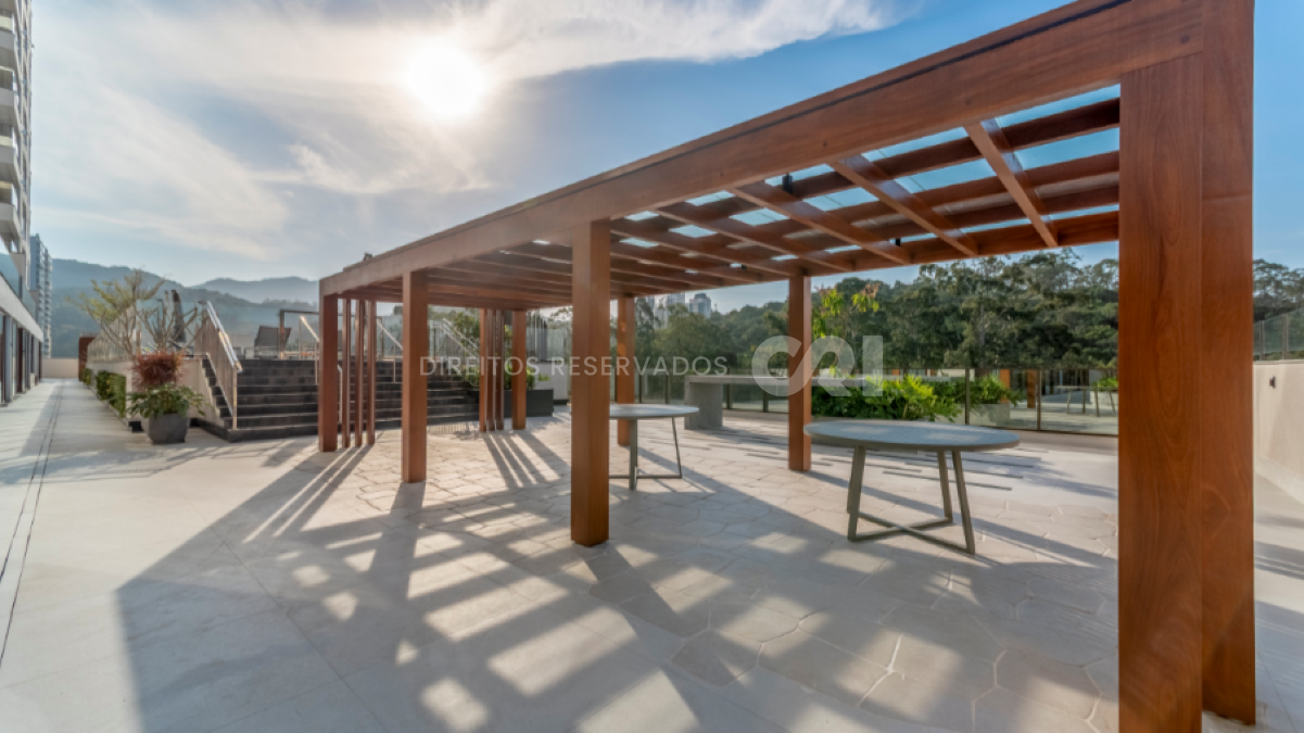 Apartamento com 3 Dormitórios no Torres da Brava na Praia Brava em Itajaí