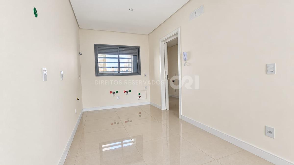  Apartamento no Edifício Vitra by Pininfarina com 04 Suítes no Centro em Balneário Camboriú