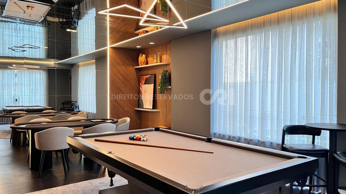 Apartamento com 3 suítes do edifício Vessel Residence na Meia Praia em Itapema