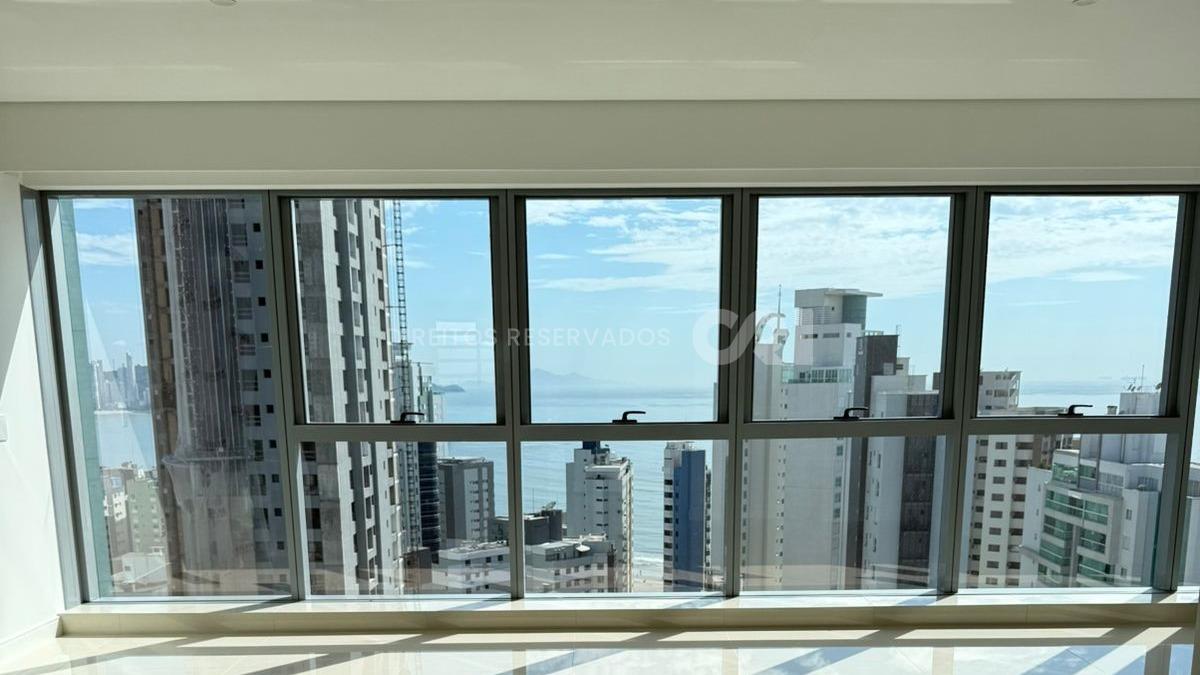 Apartamento com 4 Suítes no Vitra by Pininfarina no Centro em Balneário Camboriú