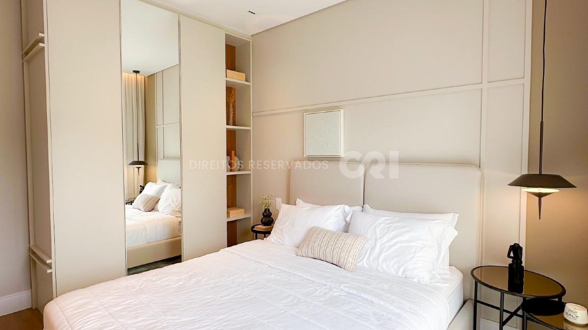 Apartamento decorado com 3 quartos no Salt na Praia Brava, Itajaí