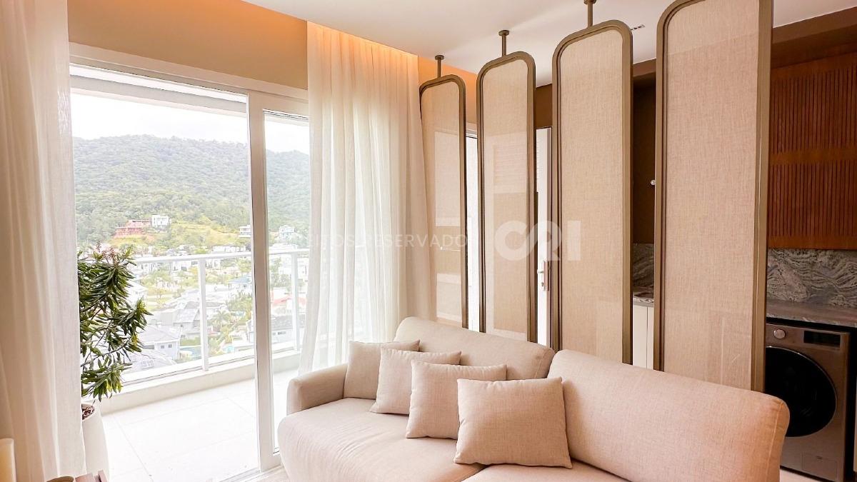 Apartamento decorado com 3 quartos no Salt na Praia Brava, Itajaí
