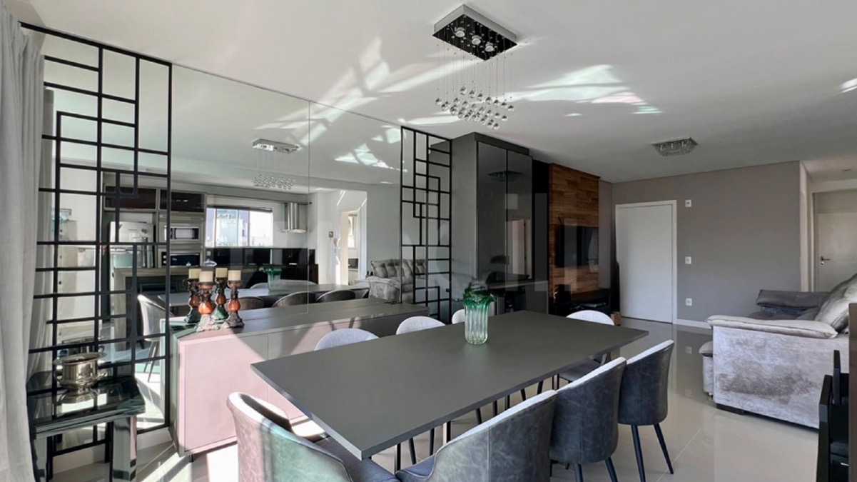 Apartamento com 3 Quartos no Edifício Gran Torino, Centro de Balneário Camboriú