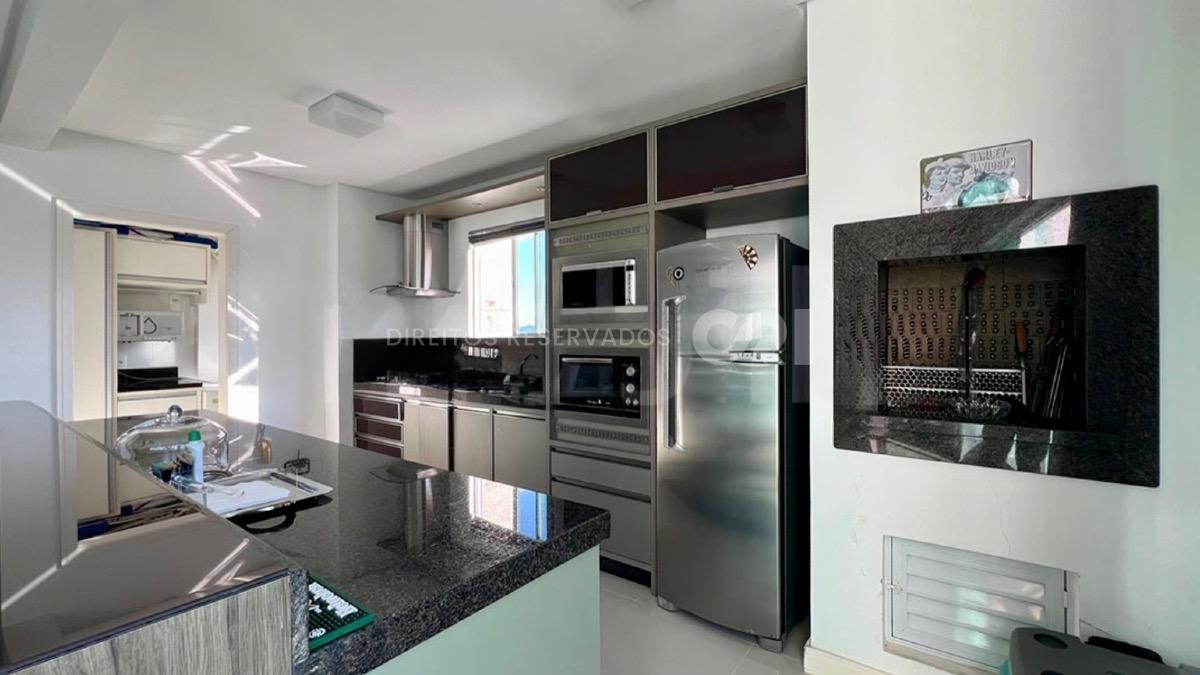 Apartamento com 3 Quartos no Edifício Gran Torino, Centro de Balneário Camboriú
