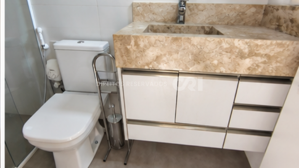 Apartamento Mobiliado com 2 Dormitórios no Bairro Nações em Balneário Camboriú