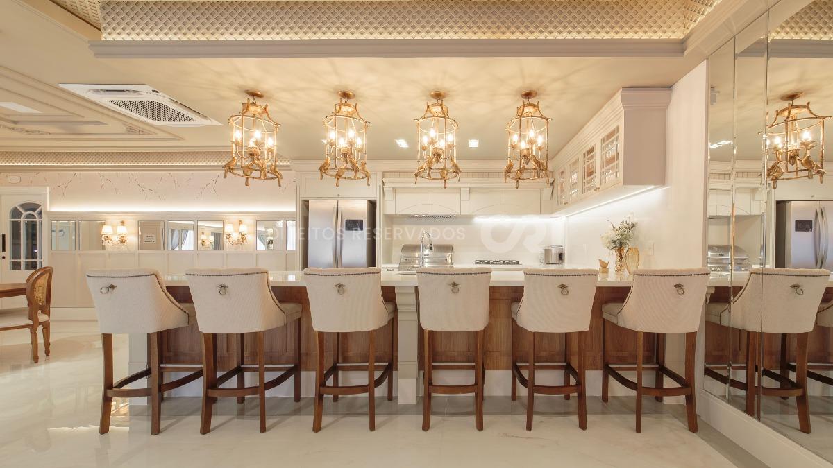 Apartamento com 4 Suítes no La Dolce Vitta no Centro de Itapema