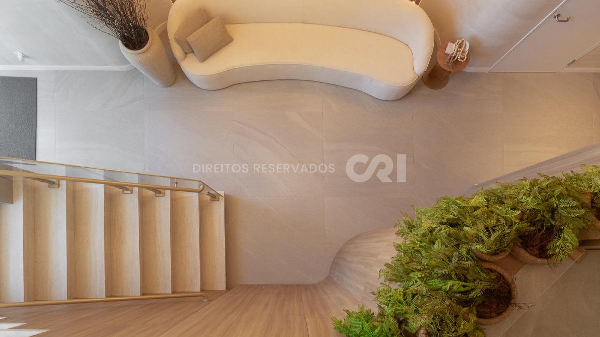 Apartamento Duplex com 3 Dormitórios no Brava Select na Praia Brava em Itajaí