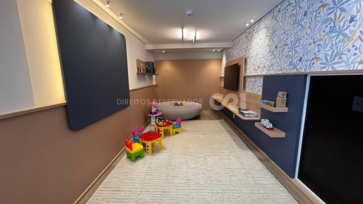 Apartamento com 4 Suítes no Edifício Brava Vel na Praia Brava em Itajaí